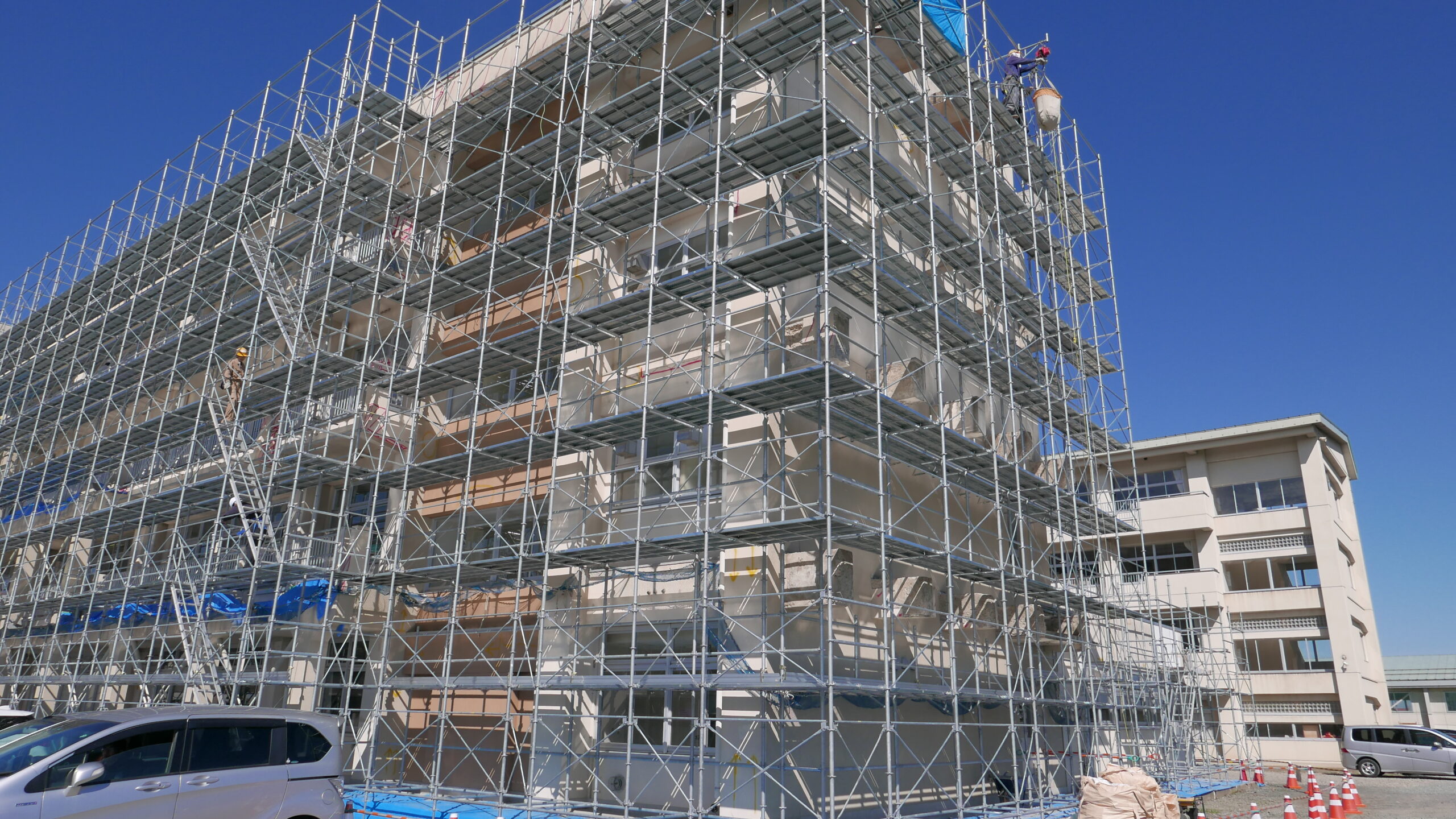 盛岡市立大宮中学校校舎外壁落下防止工事