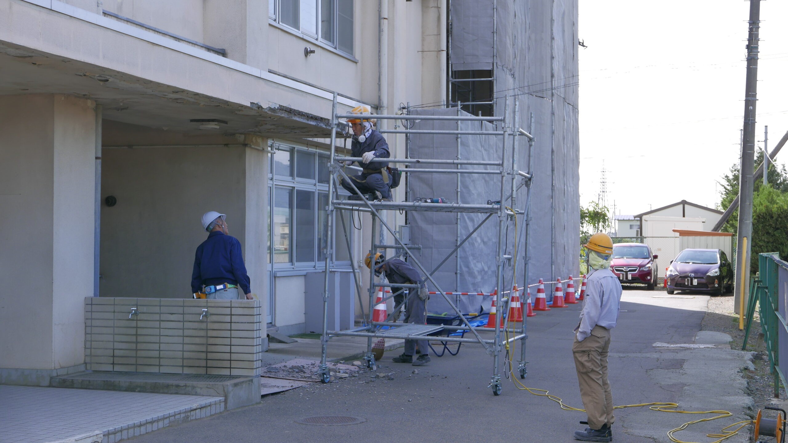盛岡市立大宮中学校校舎外壁落下防止工事