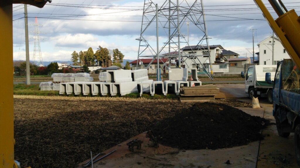 盛岡南ﾄﾞﾗｲﾋﾞﾝｸﾞｽｸｰﾙ排水路改修工事